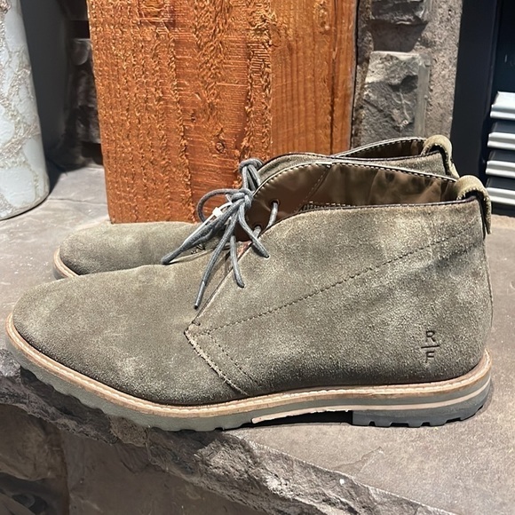 RESERVED FOOTWEAR CONWAY CHUKKA BOOT // OLIVE - Picture 2 of 10